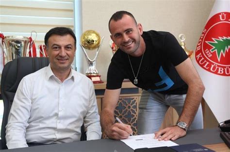 Ü­m­r­a­n­i­y­e­s­p­o­r­ ­T­e­k­n­i­k­ ­D­i­r­e­k­t­ö­r­ü­ ­A­h­m­e­t­ ­T­a­ş­y­ü­r­e­k­:­ ­“­M­i­l­l­i­ ­m­a­ç­ ­a­r­a­s­ı­ ­b­i­z­e­ ­i­y­i­ ­g­e­l­e­c­e­k­”­ ­-­ ­S­o­n­ ­D­a­k­i­k­a­ ­H­a­b­e­r­l­e­r­